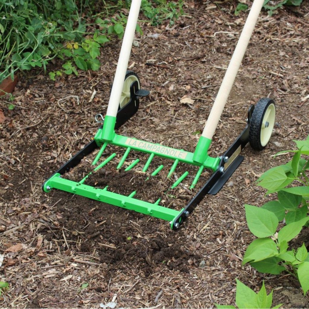 Die Maulwurfsgrille 50 cm mit festen Gegenklauen für schwere Böden